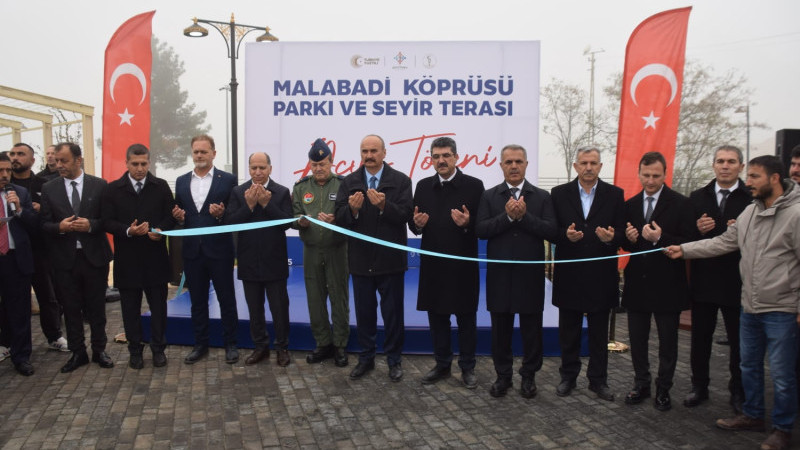 BATMAN’DA YENİ DÖNEM YATIRIMLARIN AÇILIŞIYLA BAŞLADI