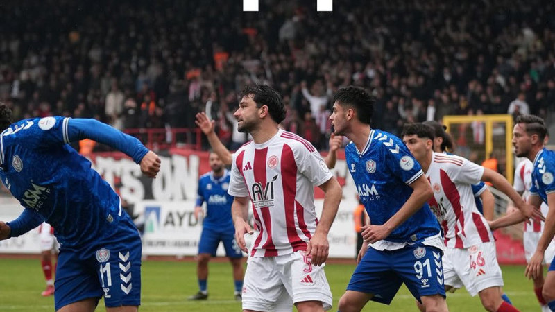 Petrolspor fırsatı kaçırdı, Ankaraspor puanı kaptı (4-4)