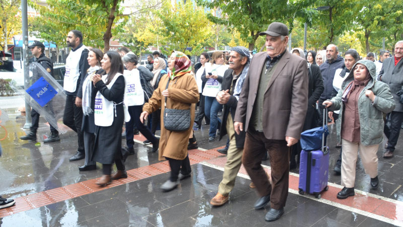 EKMEK VE BARIŞ İÇİN BÜTÇE ÇAĞRISI