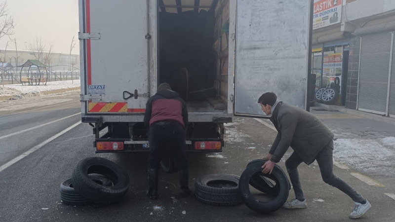 Ömrünü tamamlamış lastikler geri dönüşüme kazandırılıyor