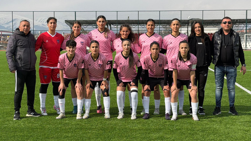 BATMAN BELEDİYESPOR KADIN TAKIMINDAN GOL ŞOV