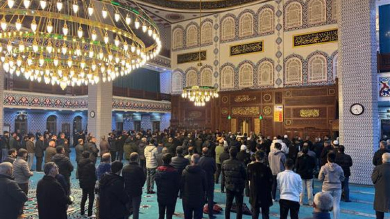 SİYASİ PARTİ TEMSİLCİLERİNDEN KANDİL MESAJLARI