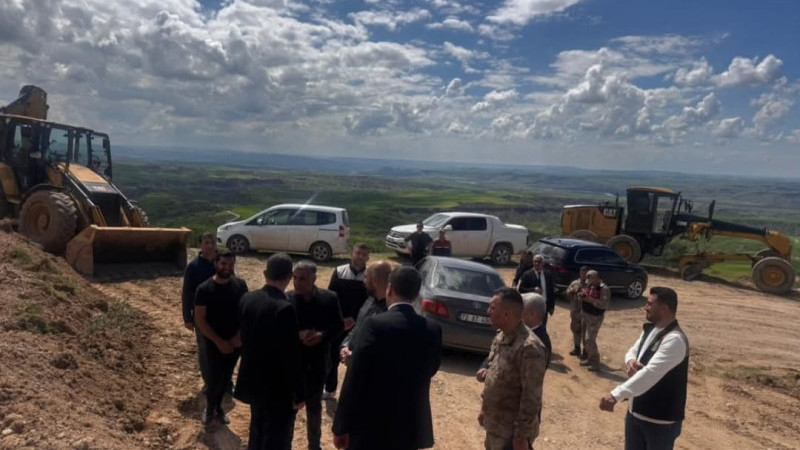 BEYBAĞI KÖYÜ’NDE YOL ÇALIŞMALARI YERİNDE İNCELENDİ