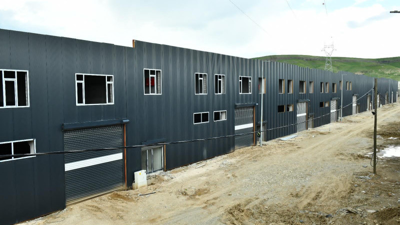 GIDA SANAYİ SİTESİ TİCARET MERKEZİNDE YÜZDE 80 TAMAMLANDI