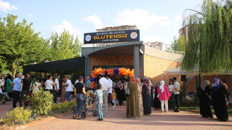 GLÜTENSİZ CAFE’NİN ÜNÜ BATMAN’I AŞTI