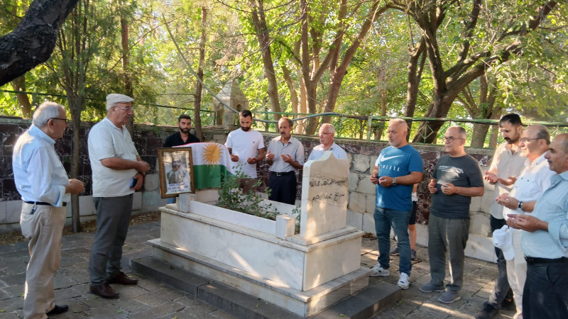 PWK, ŞEYH ABDURRAHİM'İ MEZARI BAŞINDA ANDI