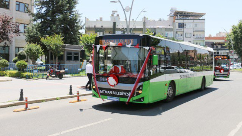 Petrolspor’un 12’nci adamına Belediyeden ücretsiz ulaşım desteği