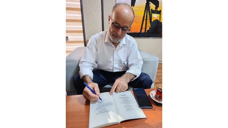 ABDULHAKİM İÇER’İN “SEVDALI YOLCUYA” ŞİİR KİTABI OKURLA BULUŞTU