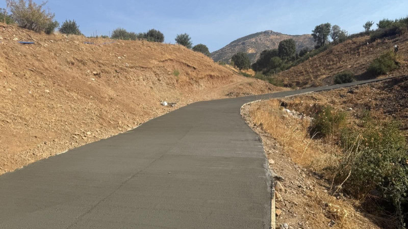 SASON'DA YOL VE ALTYAPI ÇALIŞMALARI SÜRÜYOR