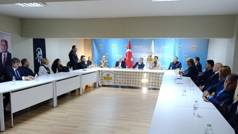 ANAVATAN PARTİSİ’NDE BÜYÜK KURULTAY HAZIRLIĞI