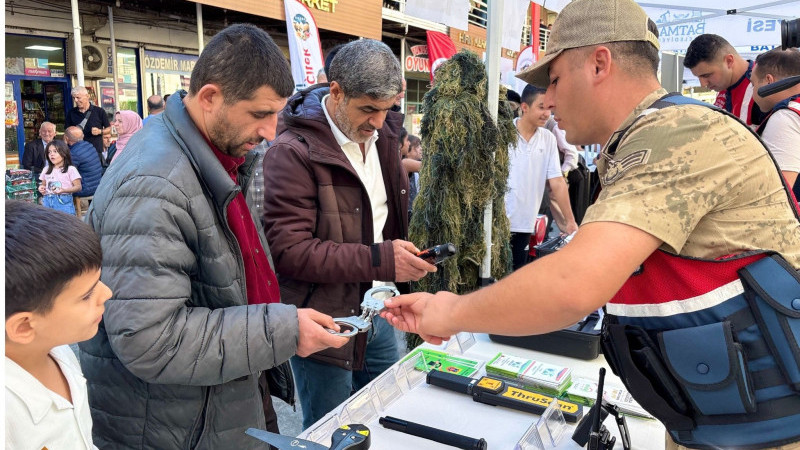 FESTİVALDE JANDARMA STANDI