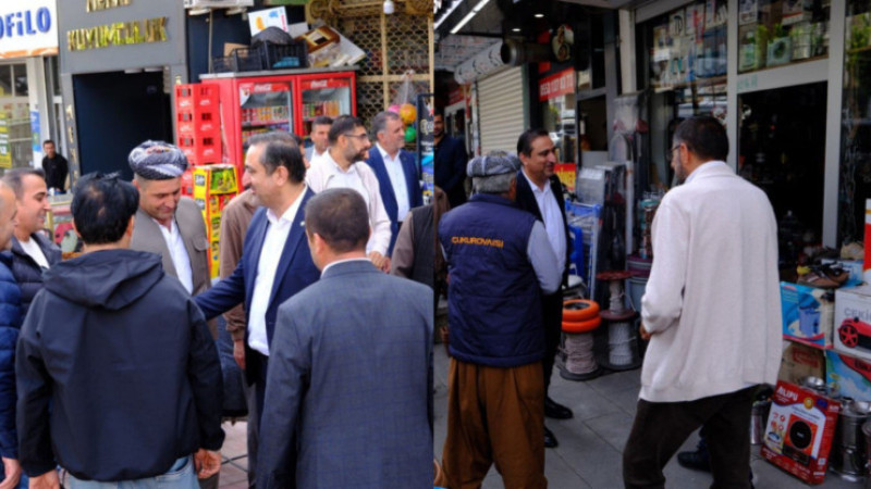 RAMANLI, YÜKSEKOVA'DA HALKI DİNLEDİ