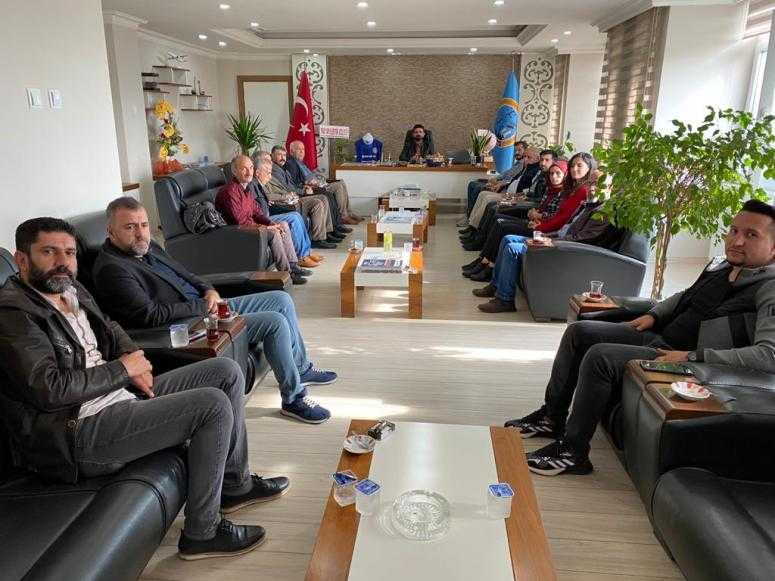 Kürt Dil Platformu’ndan Petrol İş’e ziyaret