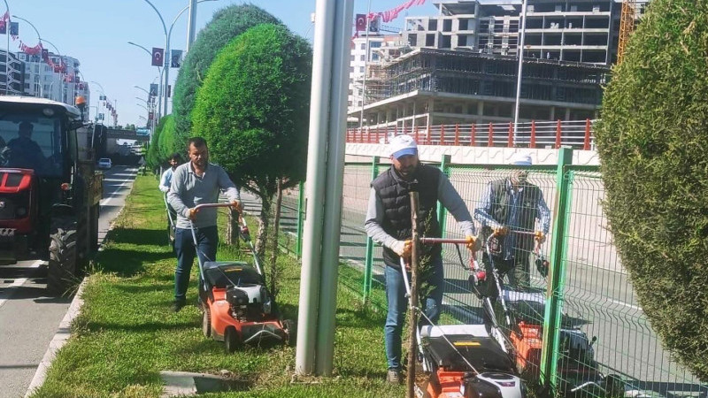 “BATMAN’I ÇİÇEK GİBİ YAPACAĞIZ”