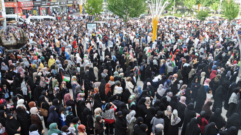 Refah saldırısı Batman'da protesto edildi