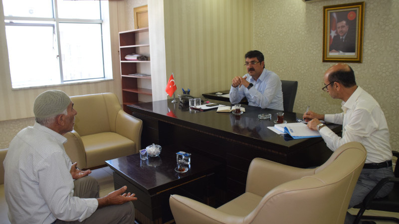 Milletvekili Nasıroğlu, halk gününde sorunları dinledi