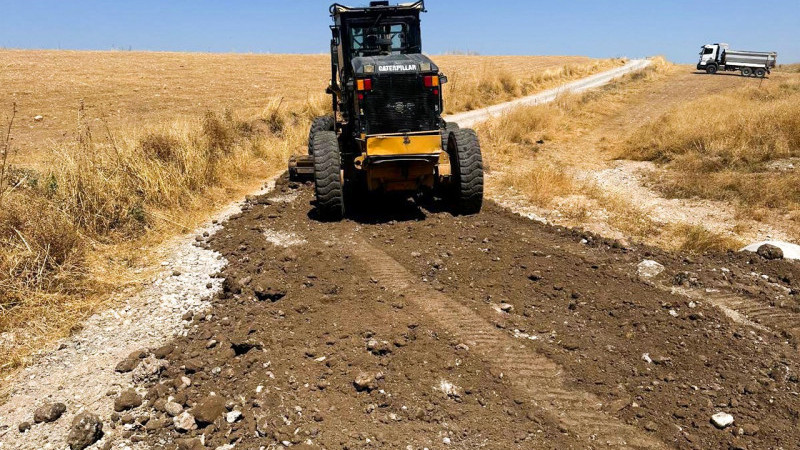 Özel İdare’den yol çalışması