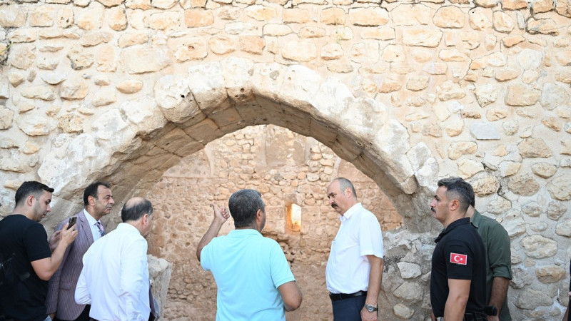 Hasankeyf kalesinde çalışmalar tüm hızıyla devam ediyor