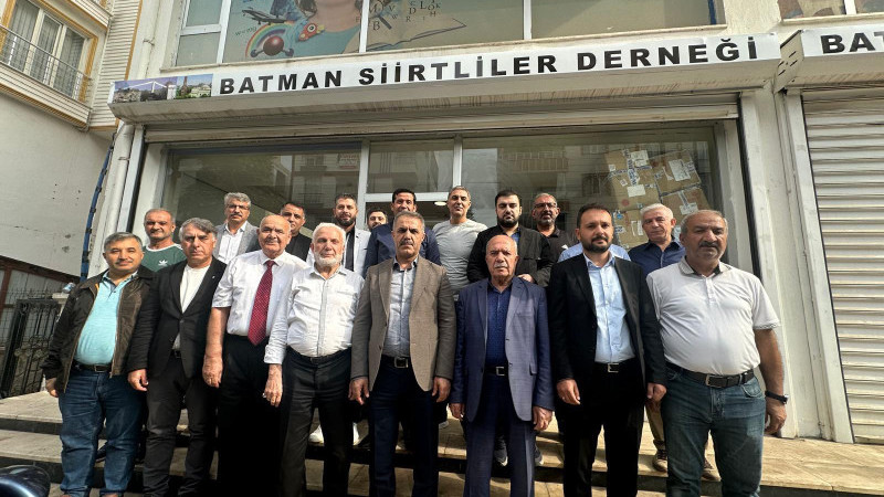 AK PARTİ'DEN SİİRTLİLER DERNEĞİNE ZİYARET