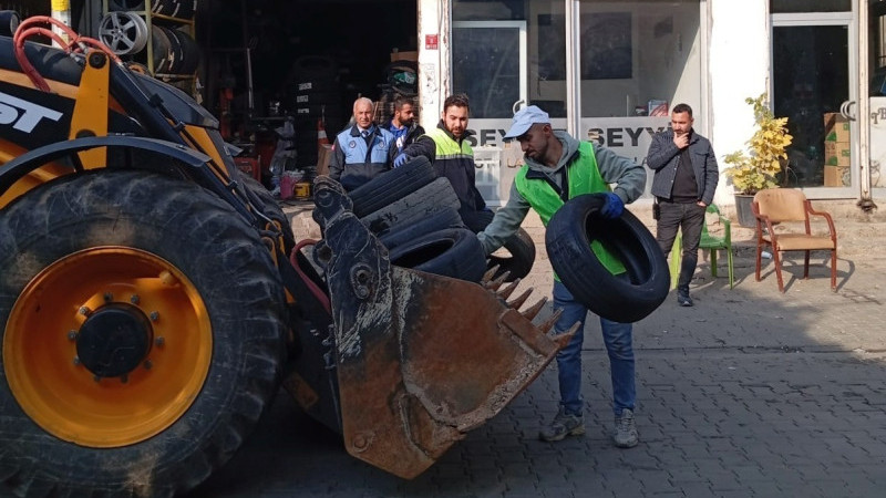 OTO LASTKLERİ EKONOMİYE KAZANDIRILIYOR