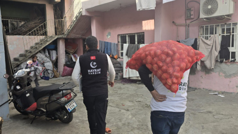 HAYRAT İNSANİ YARDIM, 100 TON PATATES DAĞITACAK