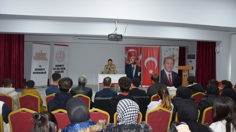 JANDARMA, HASANKEYF'TE ÖĞRENCİLERLE BULUŞTU