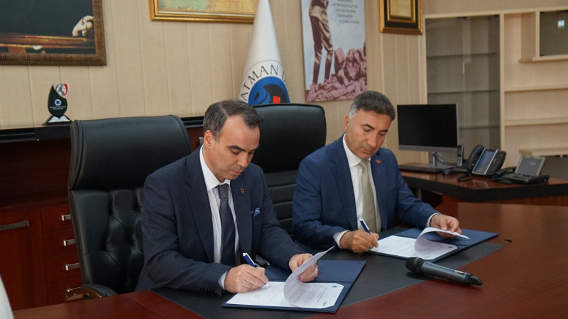 Üniversite öğrencilerine Tüpraş Rafinerisi’nde staj imkânı
