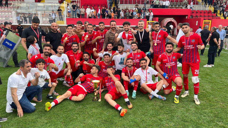 AMATÖR LİGİN ŞAMPİYONU SASON GENÇLİK SPOR