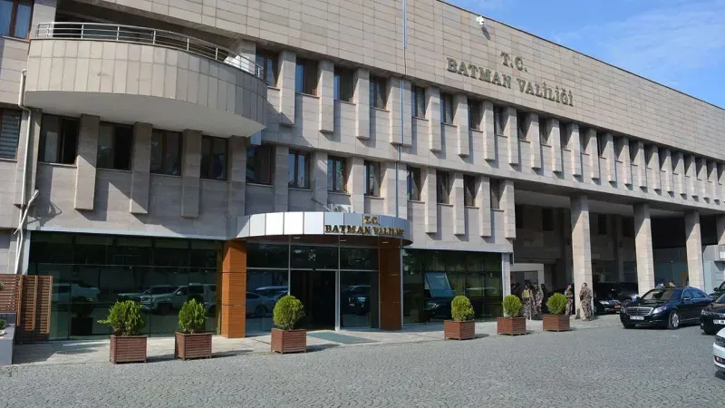 BATMAN VALİLİĞİ, ''KAÇAK DÜĞÜN SALONLARI KAPATILDI''