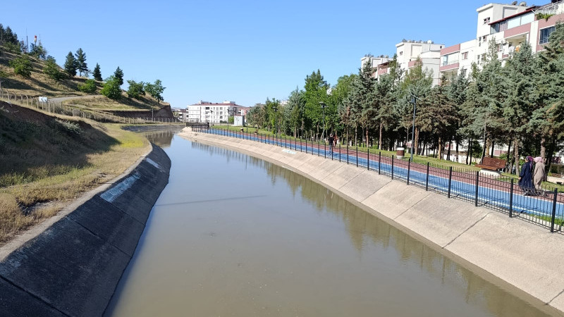 DSİ KANALLARA SEZONUN İLK SUYUNU VERDİ