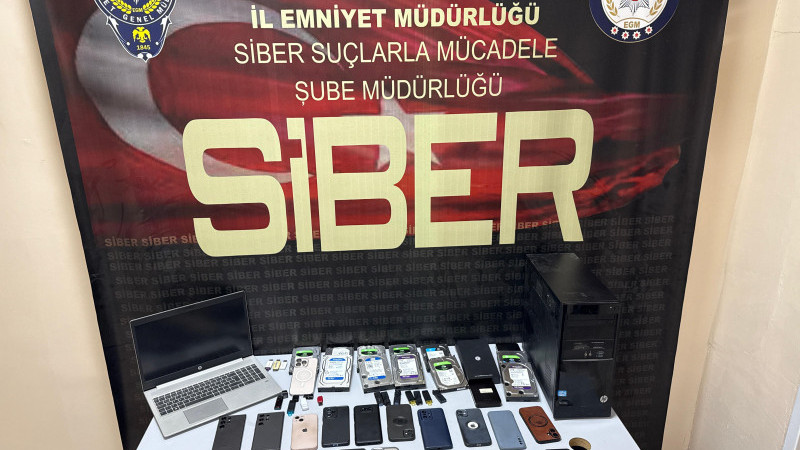 EŞ ZAMANLI OPERASYONDA 11 TUTUKLAMA