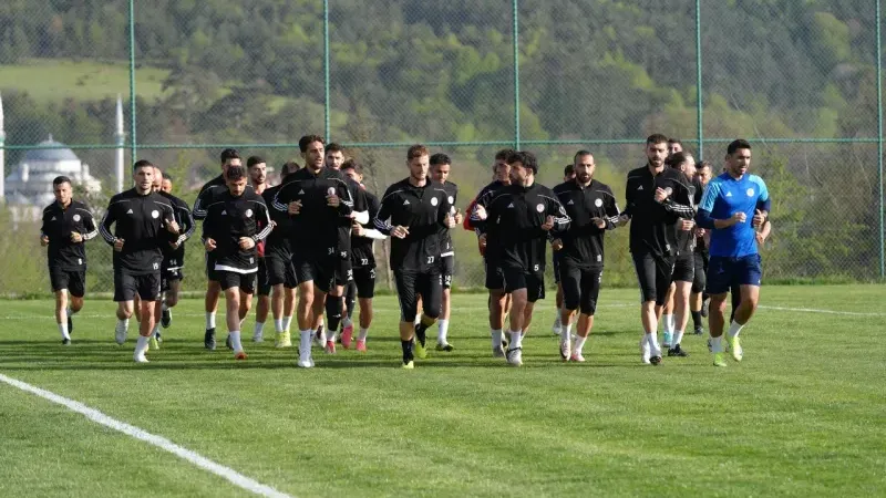Petrolspor play-off hazırlıkları için Bolu kampında