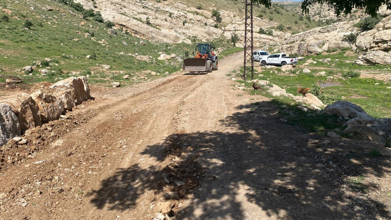 Yolüstü Köyünde 2 kilometrelik arazi yolu temizlendi