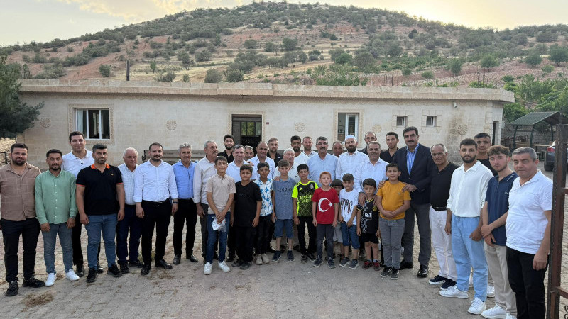AK Parti Teşkilatı köylerde halkla buluştu