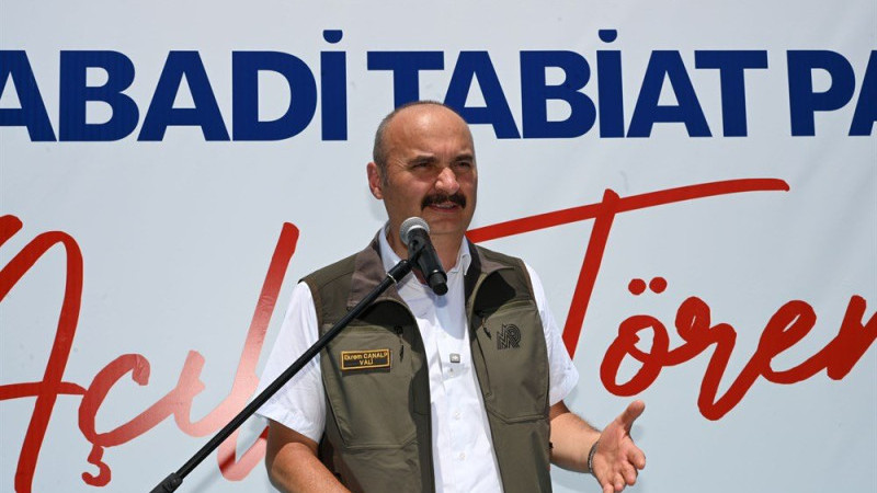 Vali Canalp, “Babalar, görünmez kahramanlardır”