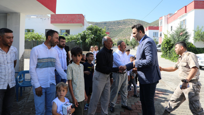 Kaymakam İmrak, bayramda İncirli Köyünü ziyaret etti