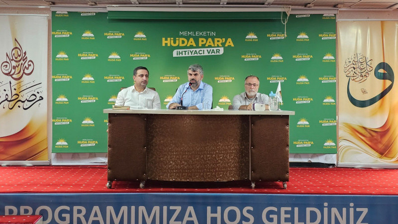 HÜDA PAR, GENÇLİK POLİTİKALARINI MASAYA YATIRDI