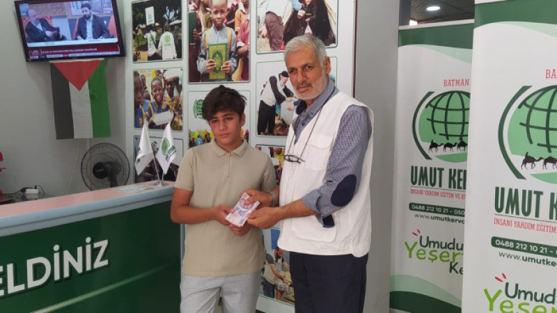 LİSE ÖĞRENCİSİNDEN GAZZE’YE ANLAMLI DESTEK