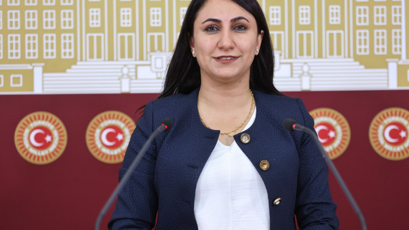 ODUNCU, AÇIKLANMAYAN MÜLAKAT SONUÇLARINI BAKAN’A SORDU