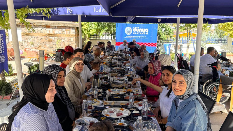 DÜNYA HASTANESİ’NDE SEREBRAL PALSİ GÜNÜ ETKİNLİĞİ