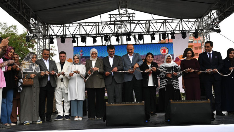 GERCÜŞ'TE FESTİVAL COŞKUSU