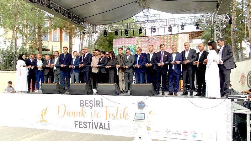 Danuk ve Fıstık Festivali başladı