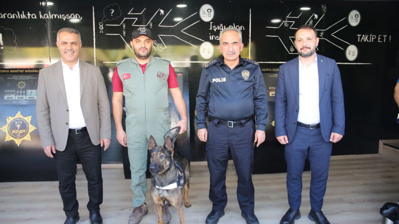 İl Başkanı Şahsi, Mobil Narkotik Eğitim Aracını ziyaret etti