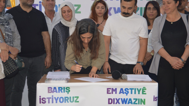 “İMZAM VAR” KAMPANYASI BATMAN’DA BAŞLADI