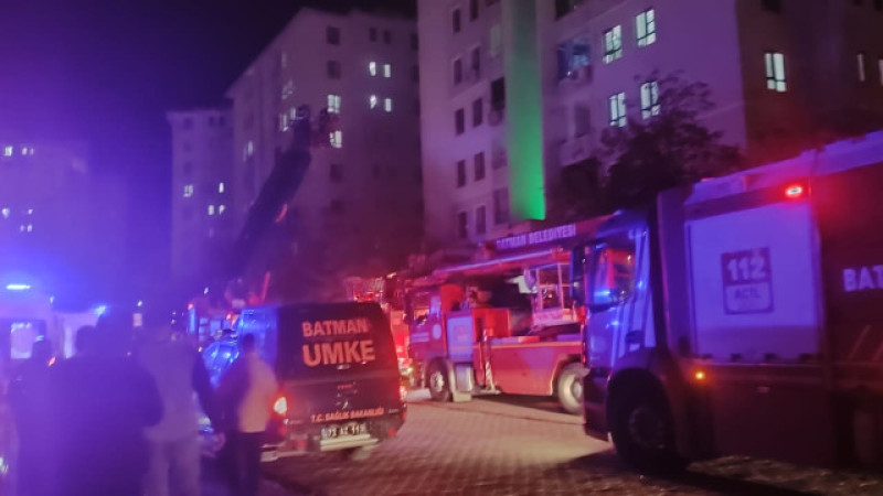 Kardelen mahallesindeki yangında 1 kişi hayatını kaybetti