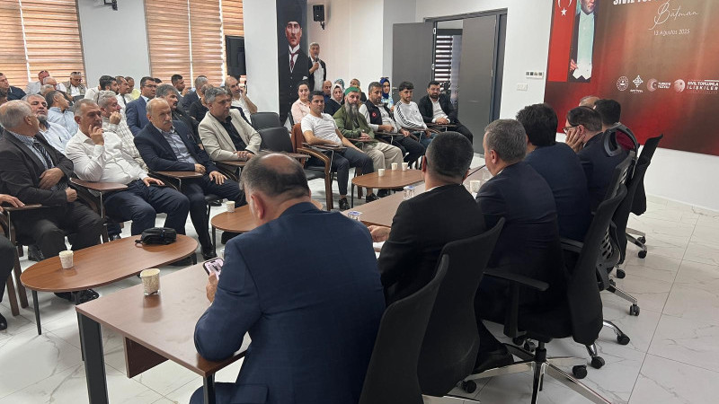 Türkiye’de Tek, Batman’da İlk: Sivil Toplum Merkezi’nde İstişare Toplantısı yapıldı