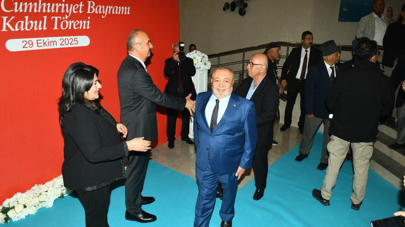 Cumhuriyetin 102. Yılı Kabul Töreniyle Taçlandı