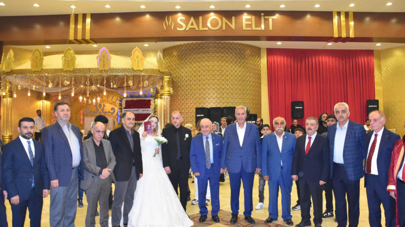 Demir ailesinin mutlu gününde siyaset ve iş dünyası buluştu