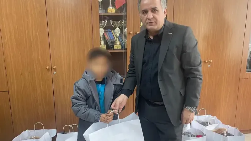 MÜSİAD Batman’dan 850 öğrenciye kışlık mont ve bot desteği