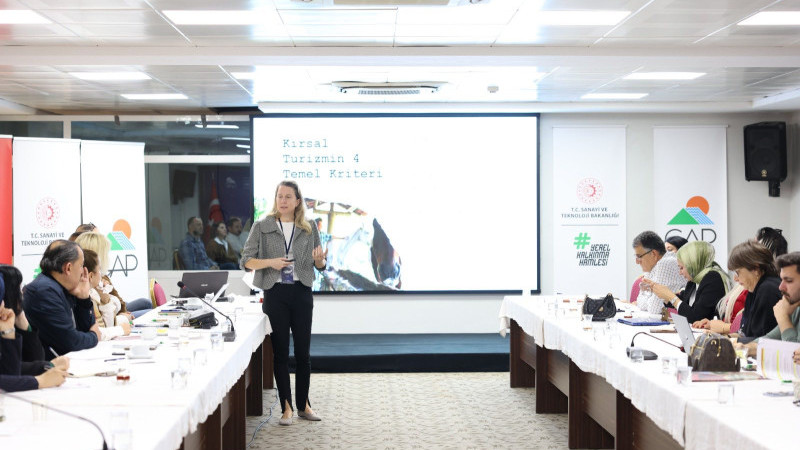 GAP İdaresi Başkanlığı’nda yerel ve kırsal kalkınma uzmanlık eğitimi düzenlendi